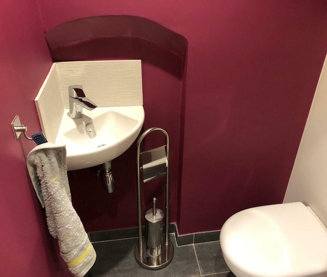 Appartement Versailles Quartier Notre Dame Au Pied Du Chateau Avec Parking Bagian luar foto